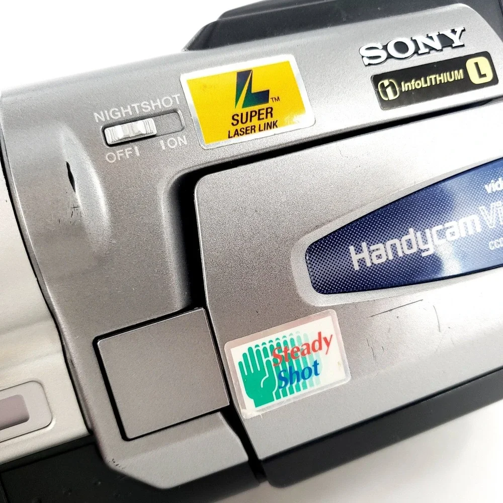 Sony Handycam CCD-TRV98 Video8 Hi-8 Camcorder w/ Battery, Charger, Tape Tested